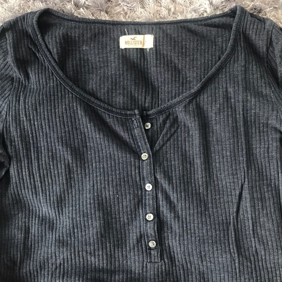 Hollister quarter sleeve rubbed shirt - Picture 2 of 3